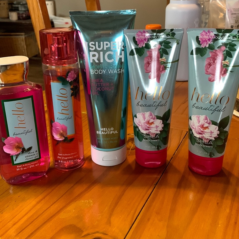 Bath & Body Works Hello Beautiful